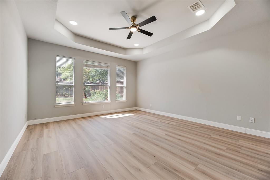 1716 Clarke Springs Drive - Photo 14