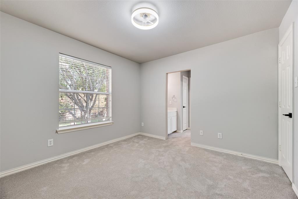 1716 Clarke Springs Drive - Photo 17
