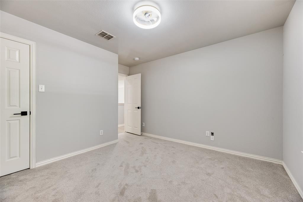 1716 Clarke Springs Drive - Photo 8