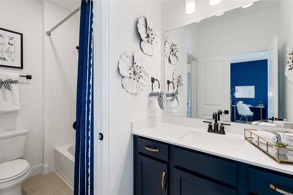111 Republic Lane - Photo 15