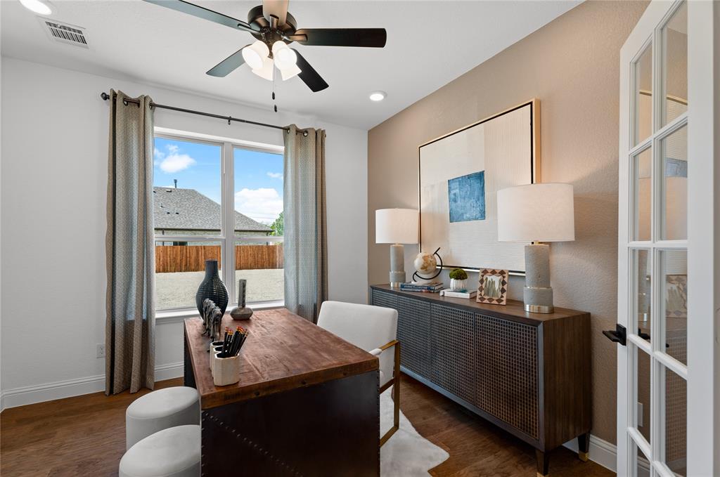 111 Republic Lane - Photo 8