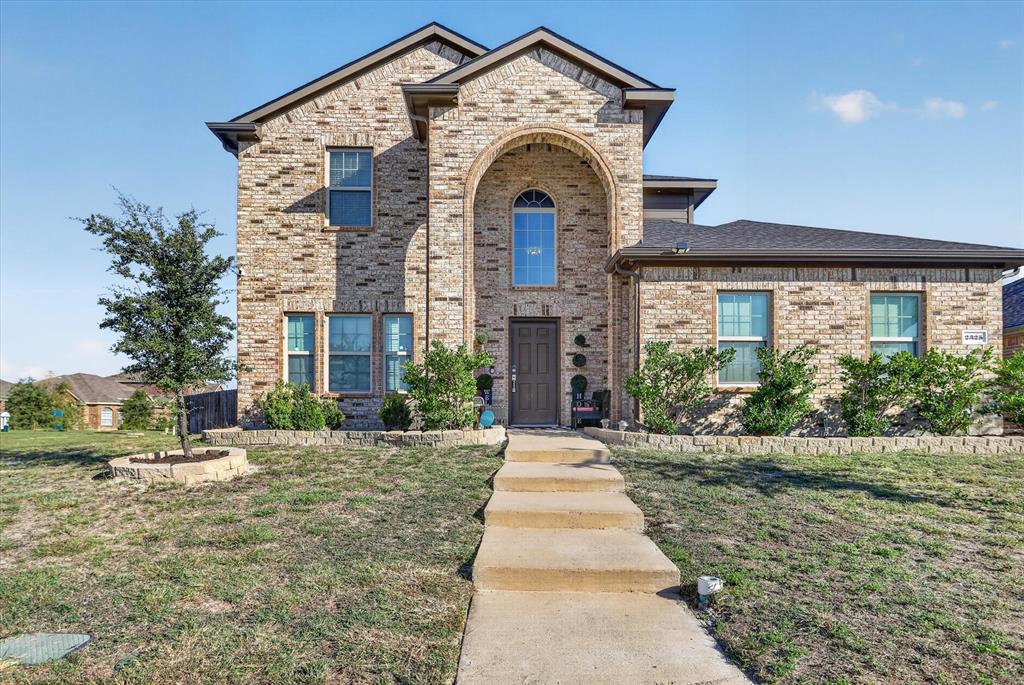 2325 Redwood Drive - Photo 1