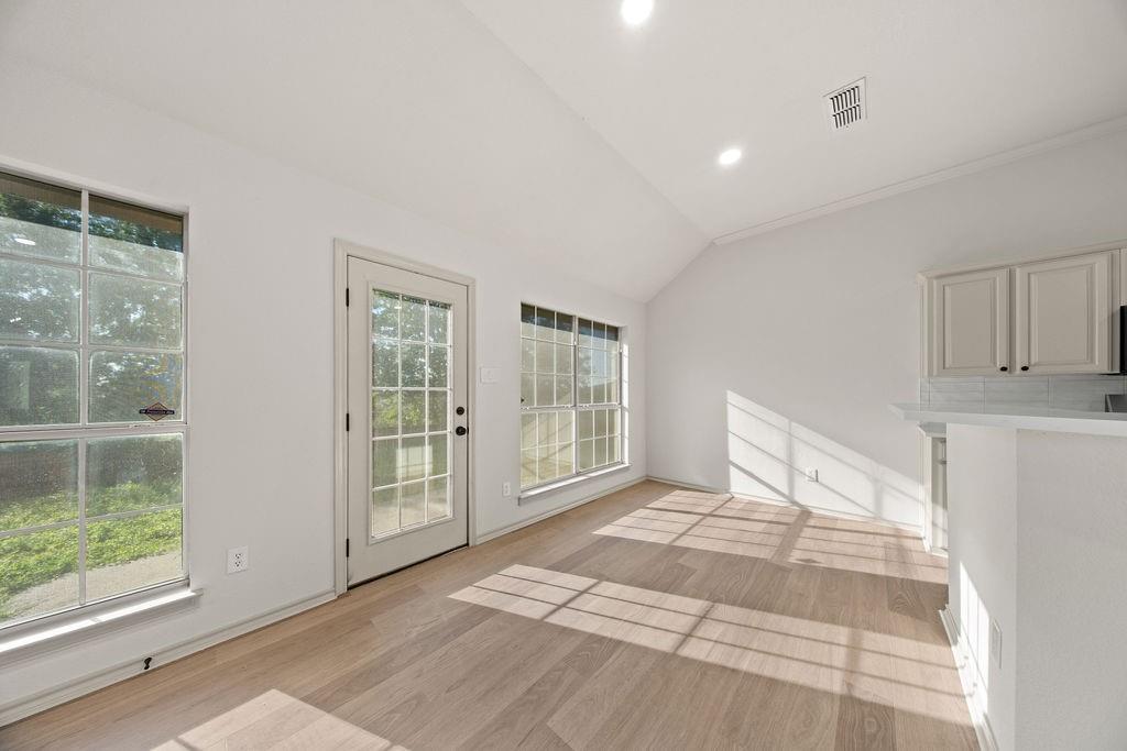 10138 Trail Ridge Drive - Photo 14