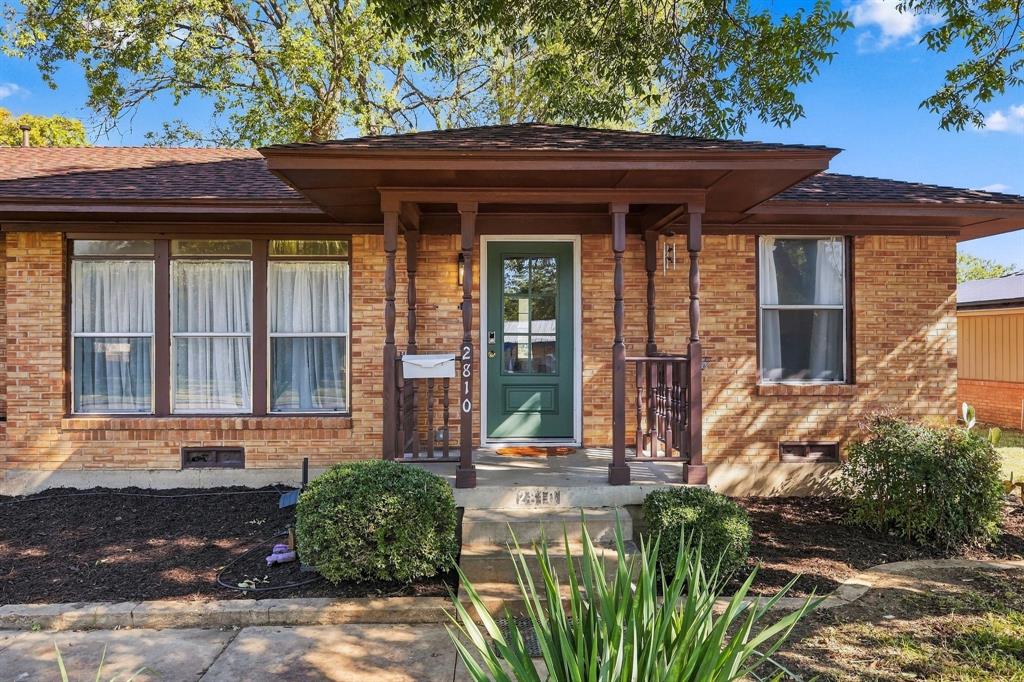 2810 Bonnie View Road - Photo 1