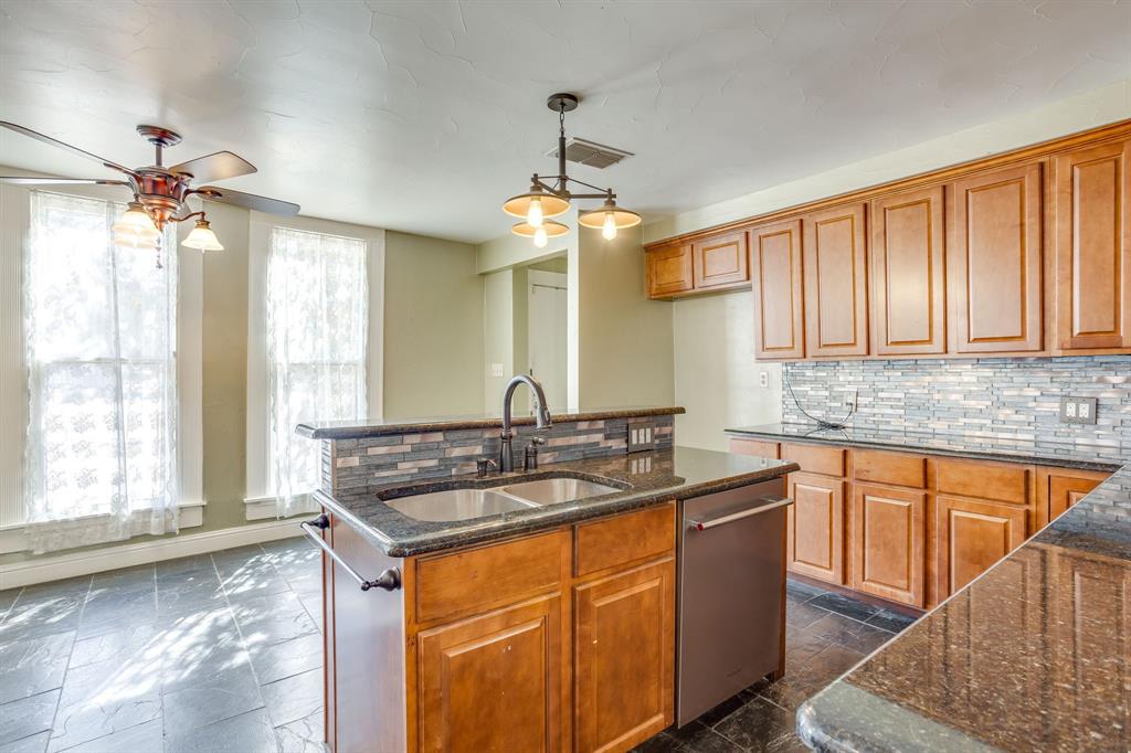 201 N Anglin Street - Photo 18