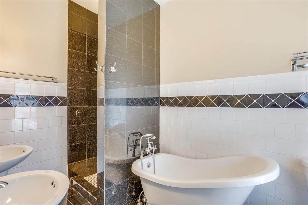 201 N Anglin Street - Photo 29