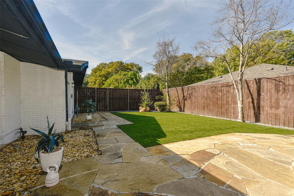 13936 Tanglewood Place - Photo 16