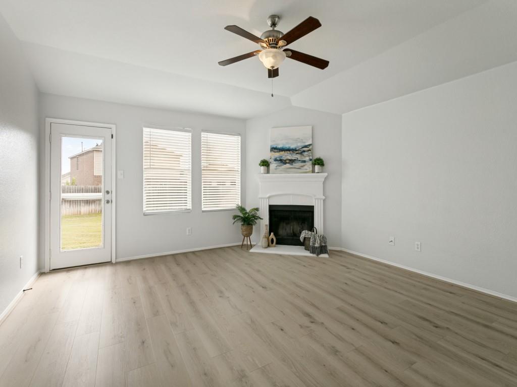 108 Brookbank Court - Photo 11