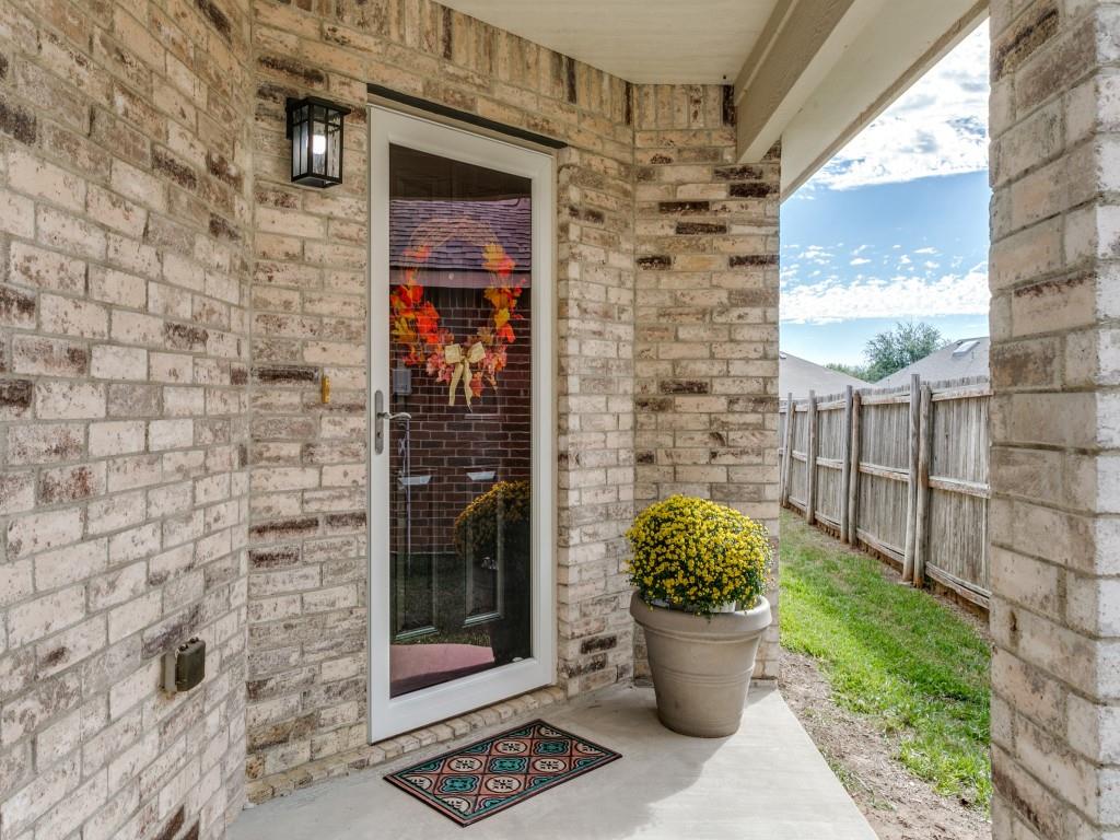 108 Brookbank Court - Photo 2