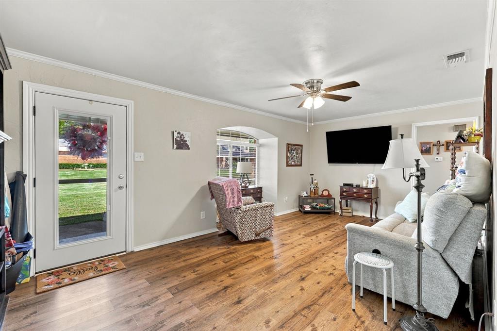 114 Brookshear Drive - Photo 4