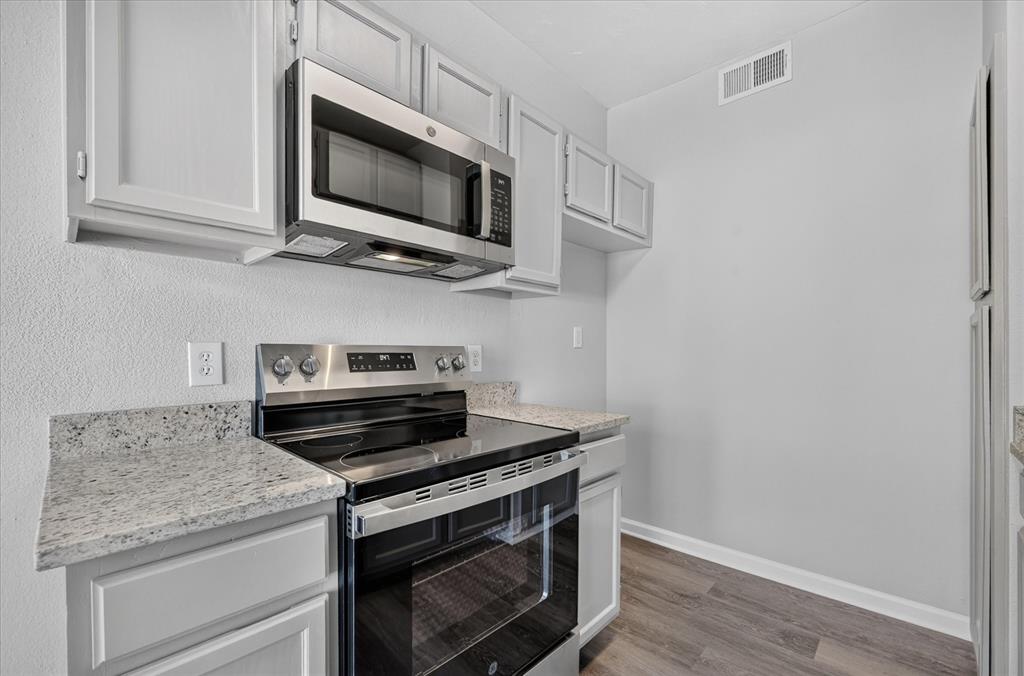 9737 Whitehurst Drive - Photo 14