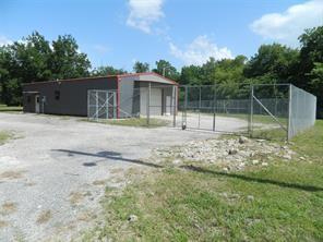 195 E Austin Street - Photo 4