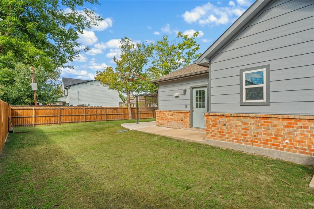 2115 Jones Street - Photo 20