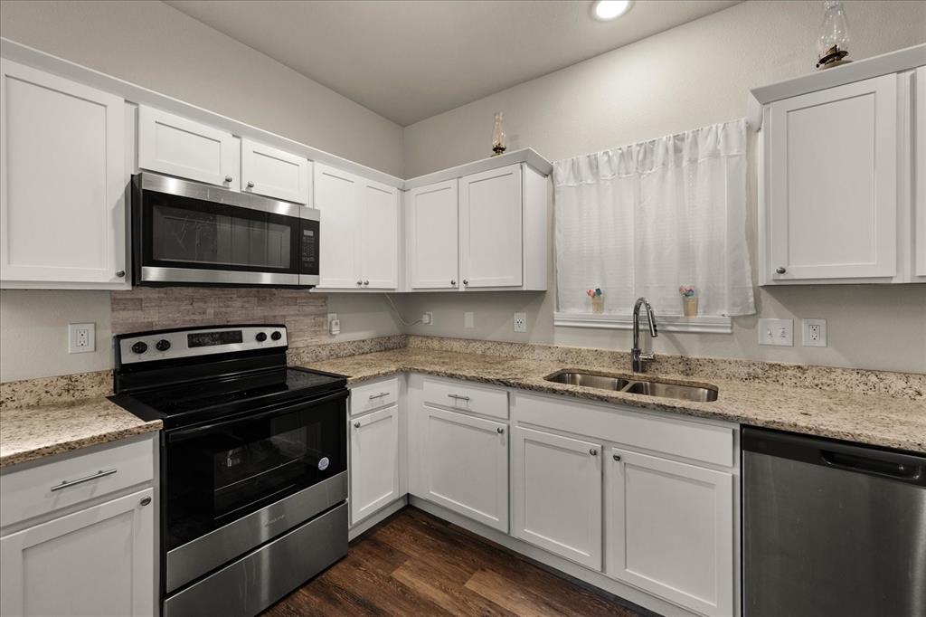 2115 Jones Street - Photo 9