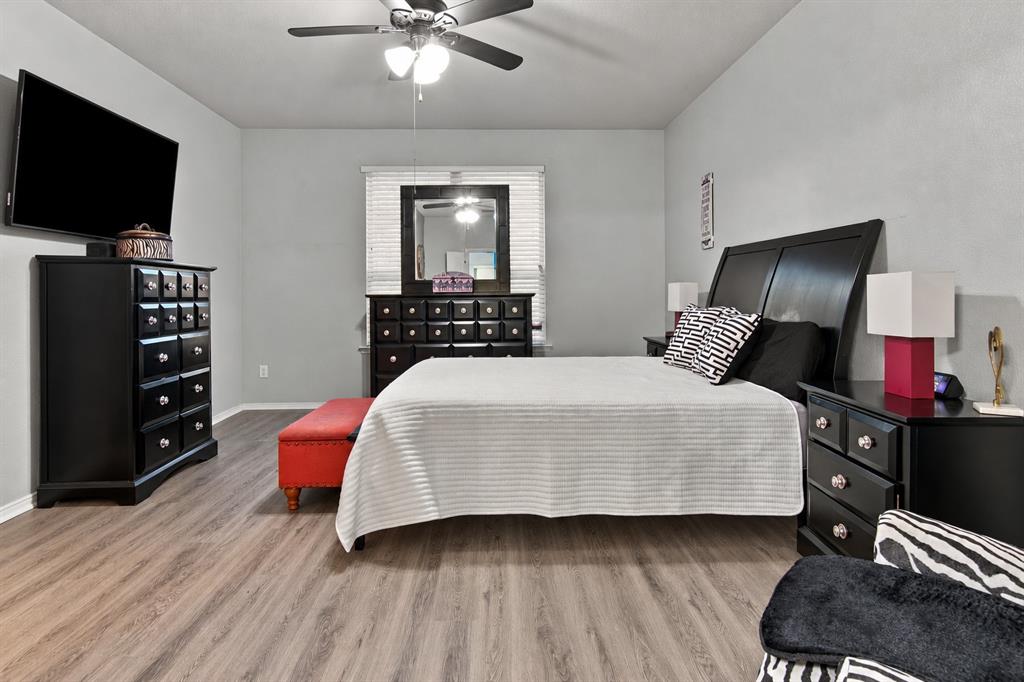 7505 Lake Vista Way - Photo 18