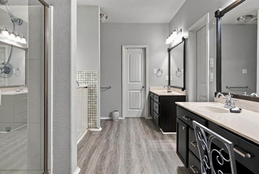 7505 Lake Vista Way - Photo 19