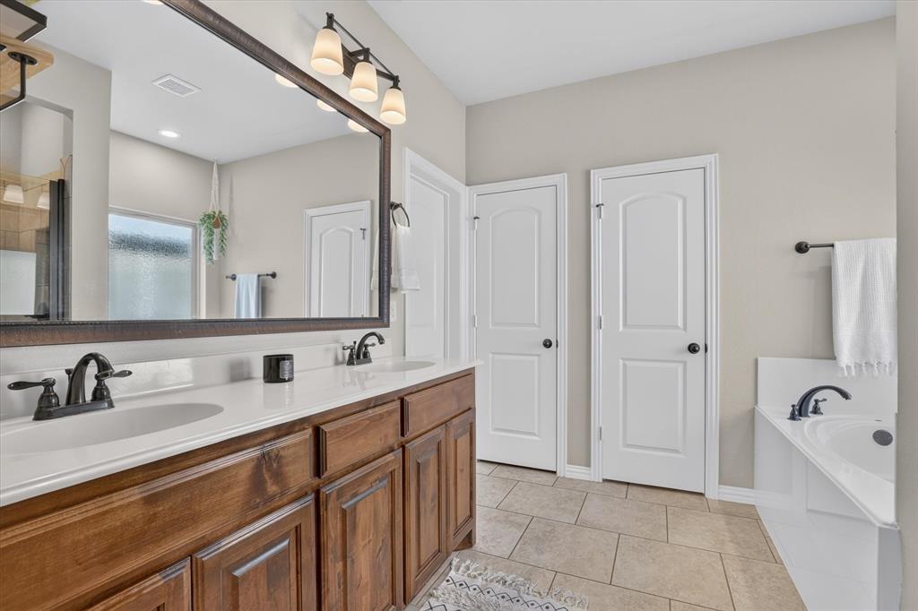 3925 Brookdale Road - Photo 25