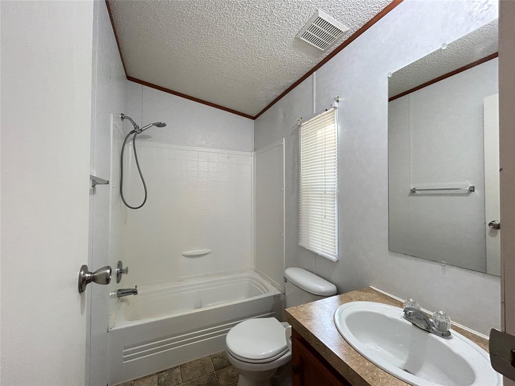 2430 Farm Road 2560 - Photo 13