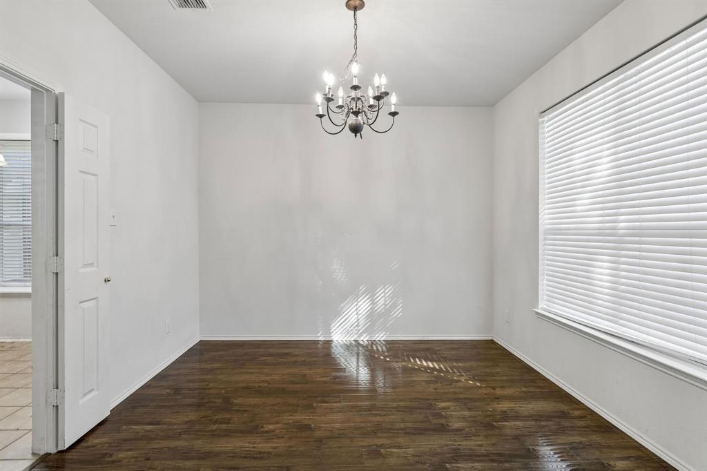 1703 Broadmoor Drive - Photo 5