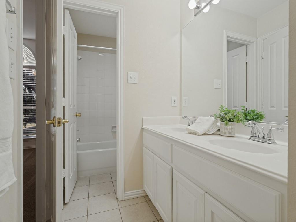 806 Durham Court - Photo 27