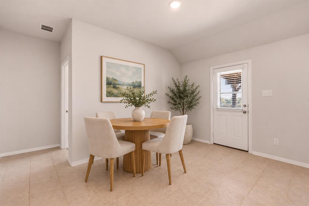 1512 Foxglove Park - Photo 14
