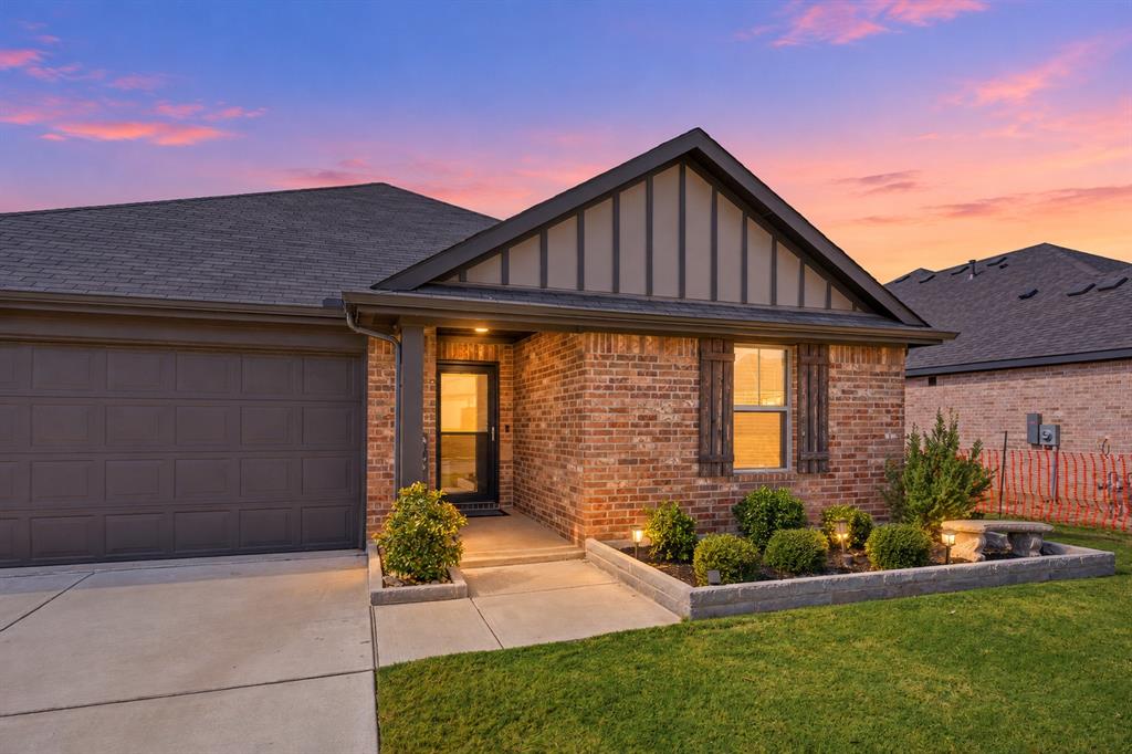 1512 Foxglove Park - Photo 3