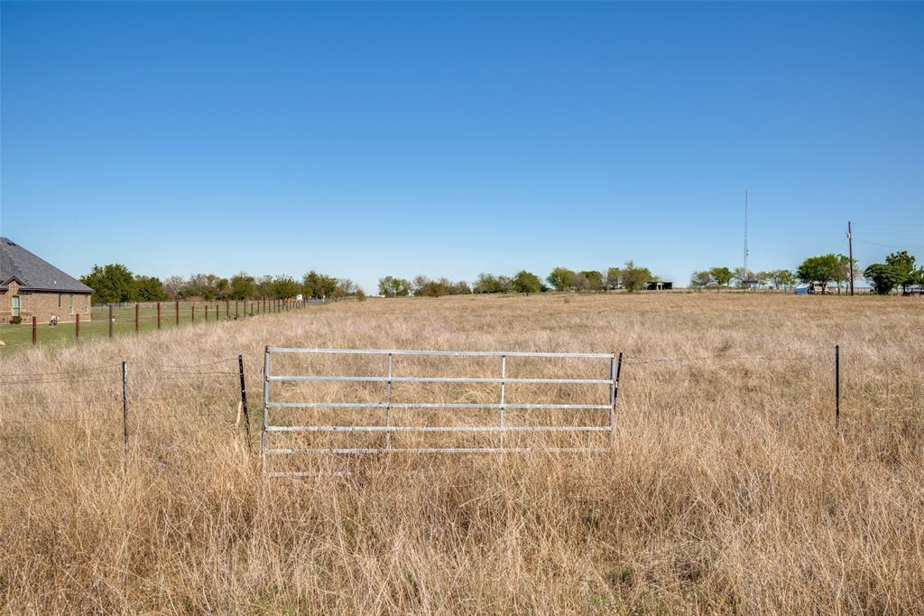 156 Hawk Ridge - Photo 3