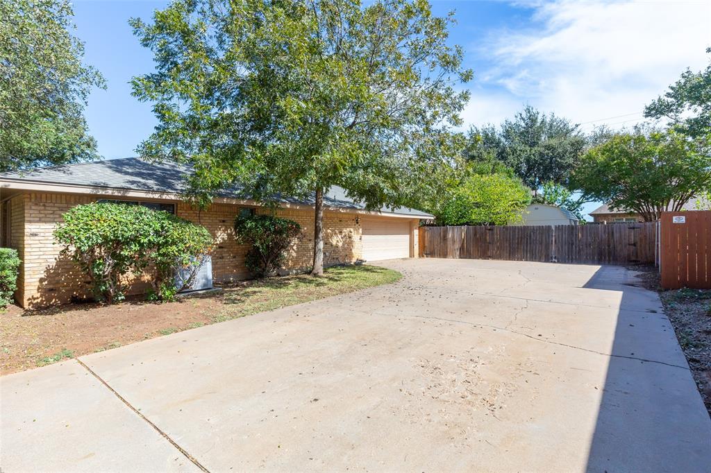 7 Hoylake Drive - Photo 16