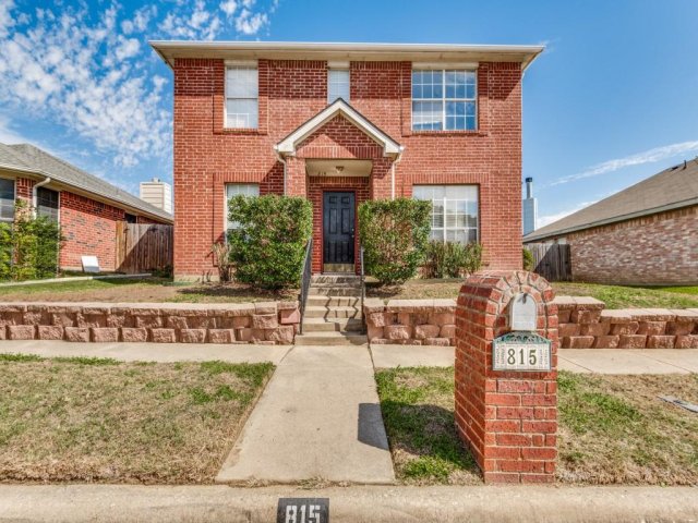 815 Greenridge Drive