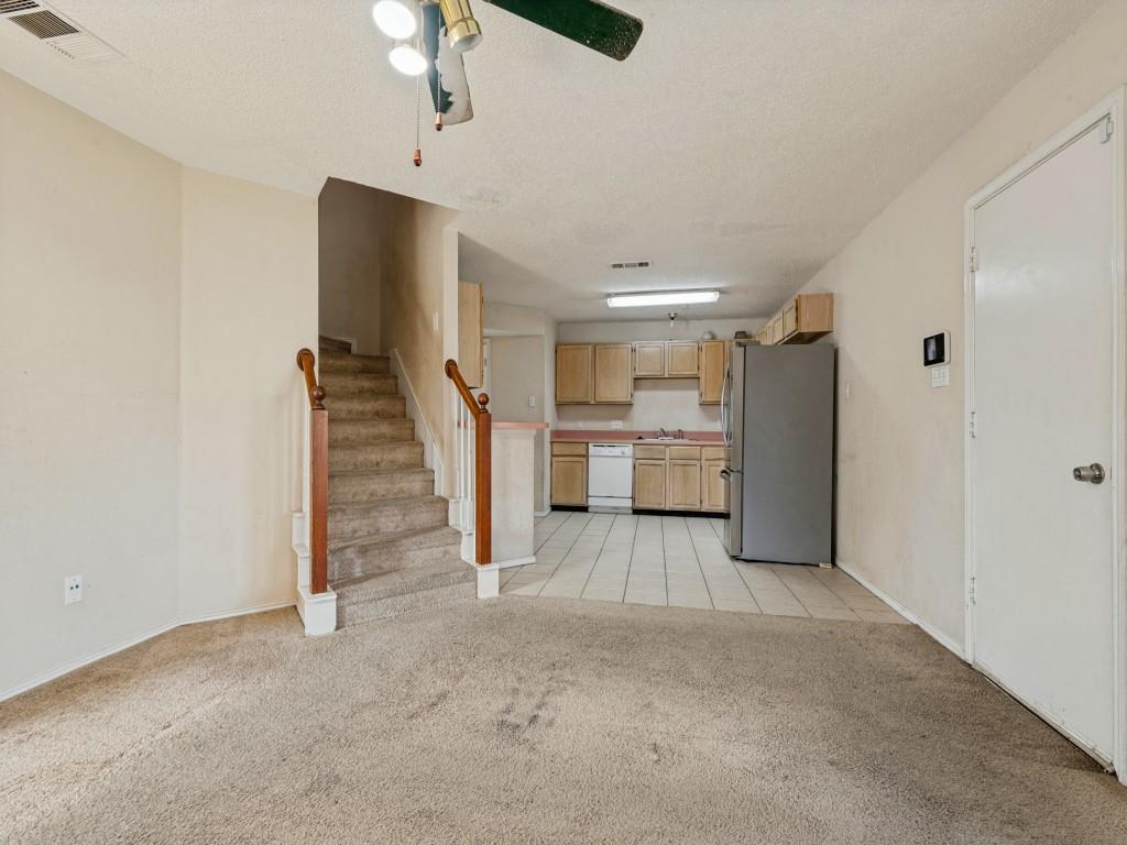 815 Greenridge Drive - Photo 11