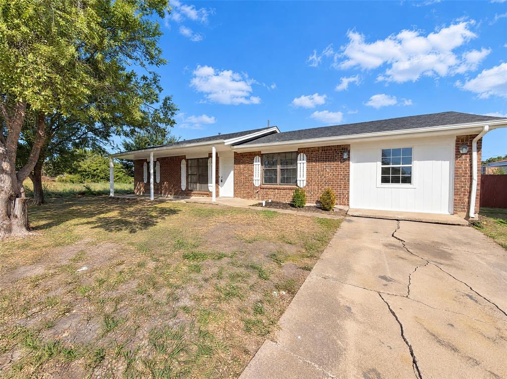 1535 El Camino Circle - Photo 3