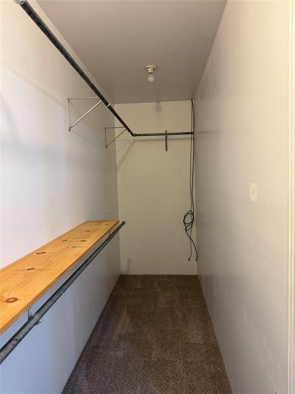 604 E 9TH Street - Photo 17