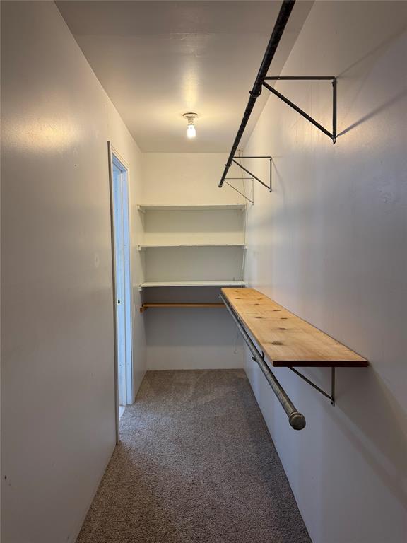 604 E 9TH Street - Photo 18