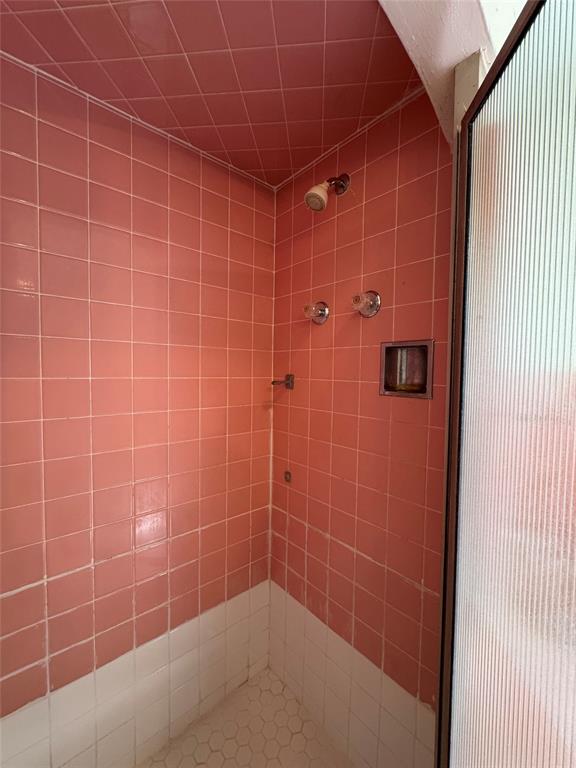 604 E 9TH Street - Photo 24