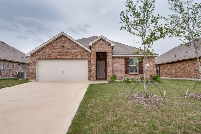1307 Colonial Bluff Lane