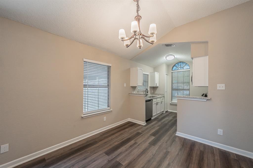 1521 Eastview Street - Photo 11
