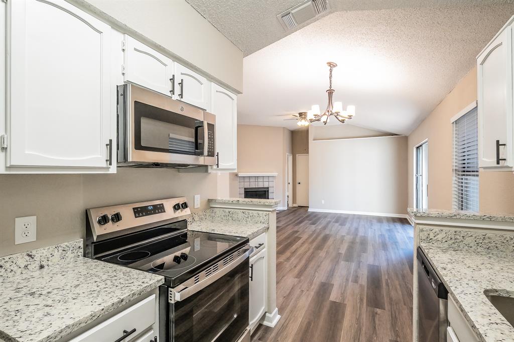 1521 Eastview Street - Photo 15