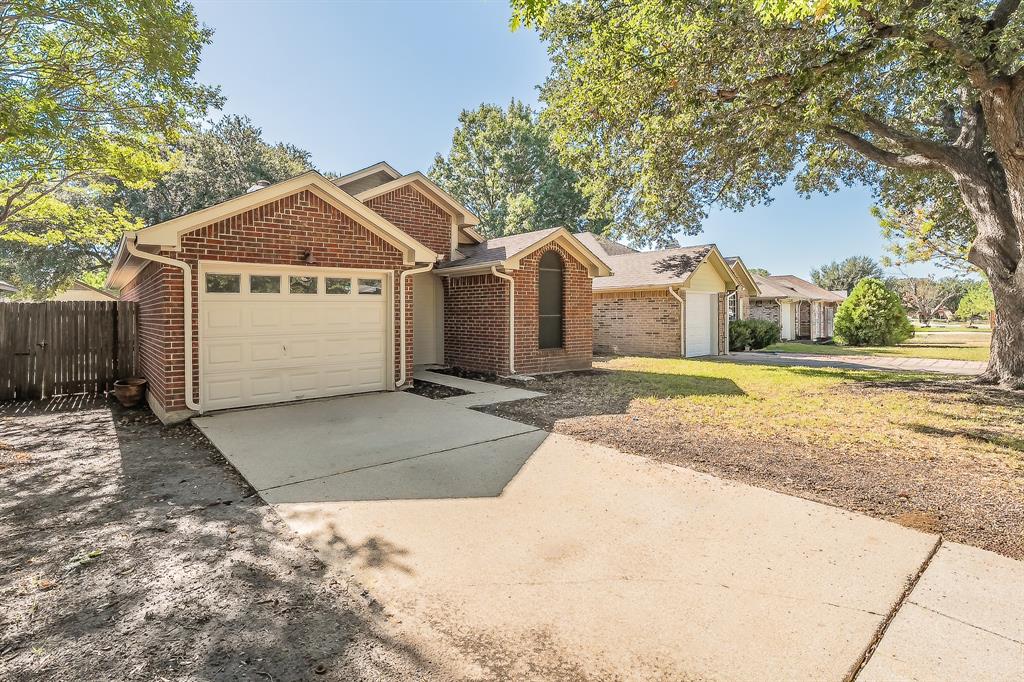 1521 Eastview Street - Photo 2