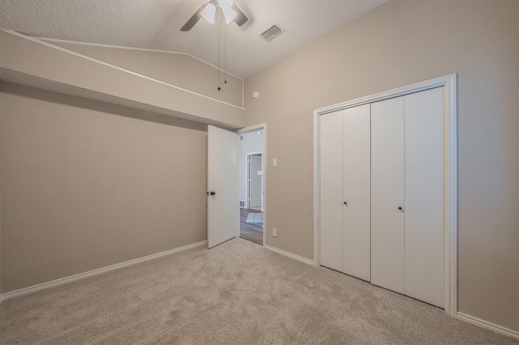1521 Eastview Street - Photo 25