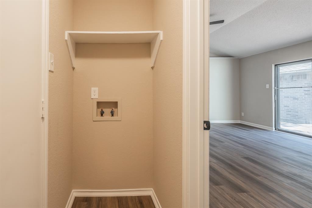 1521 Eastview Street - Photo 27