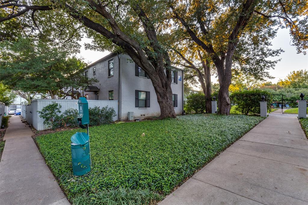 5039 N Hall Street - Photo 24