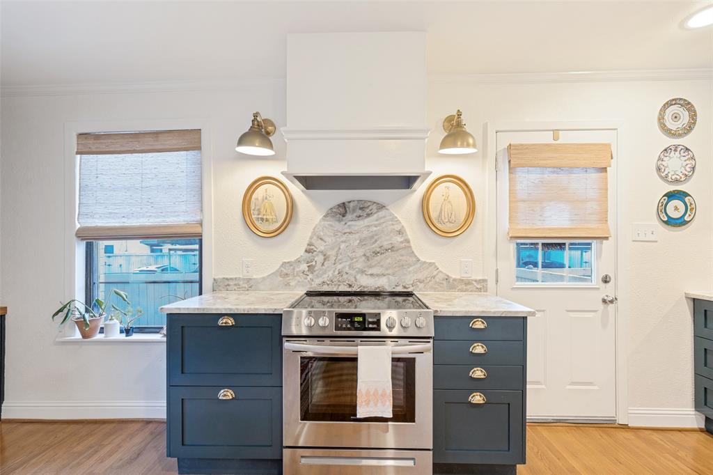 5039 N Hall Street - Photo 3