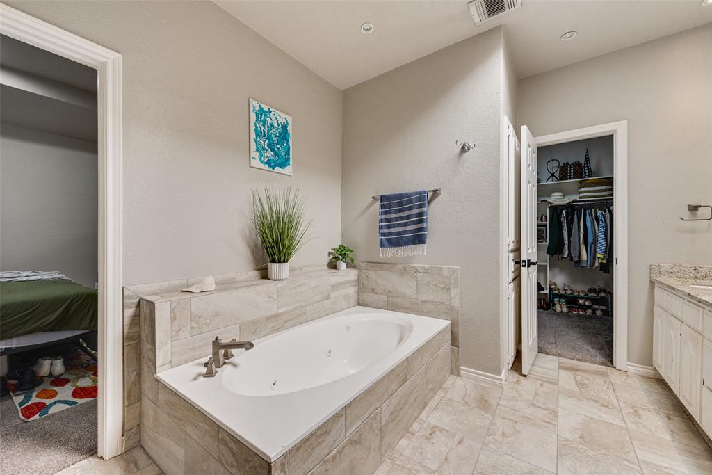 2228 Lorraine Drive - Photo 19