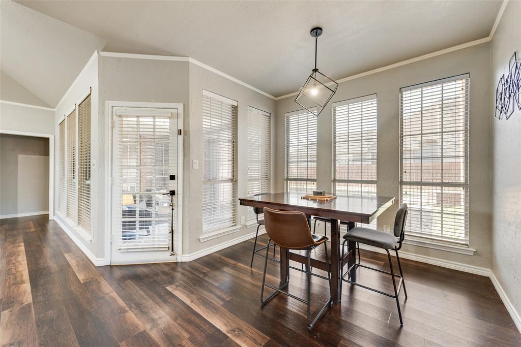2228 Lorraine Drive - Photo 9