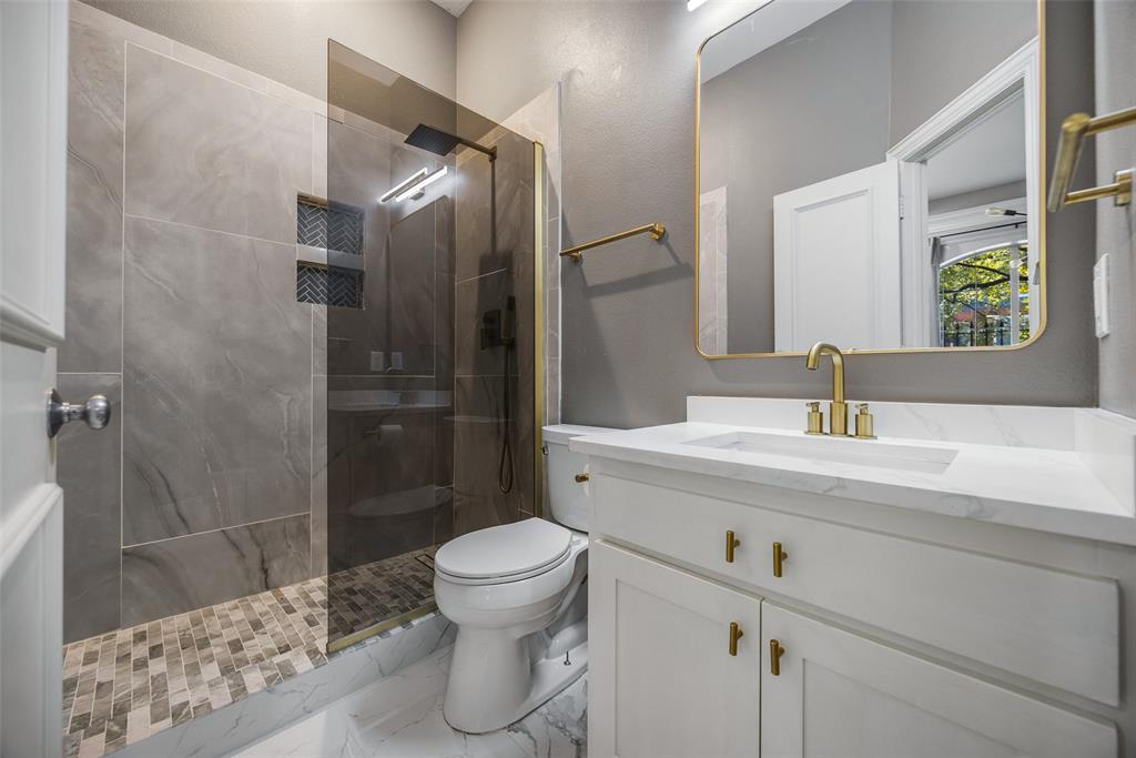 2707 Gaston Avenue - Photo 19