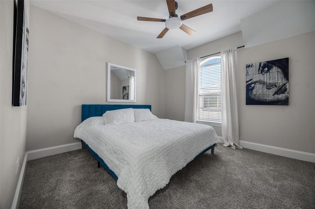 2707 Gaston Avenue - Photo 24