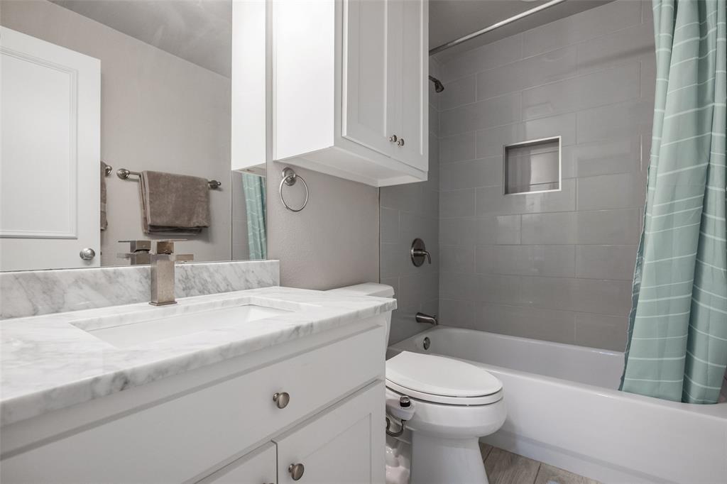 2707 Gaston Avenue - Photo 25