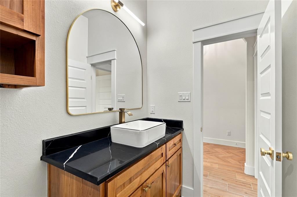 5015 Waddell Street - Photo 34