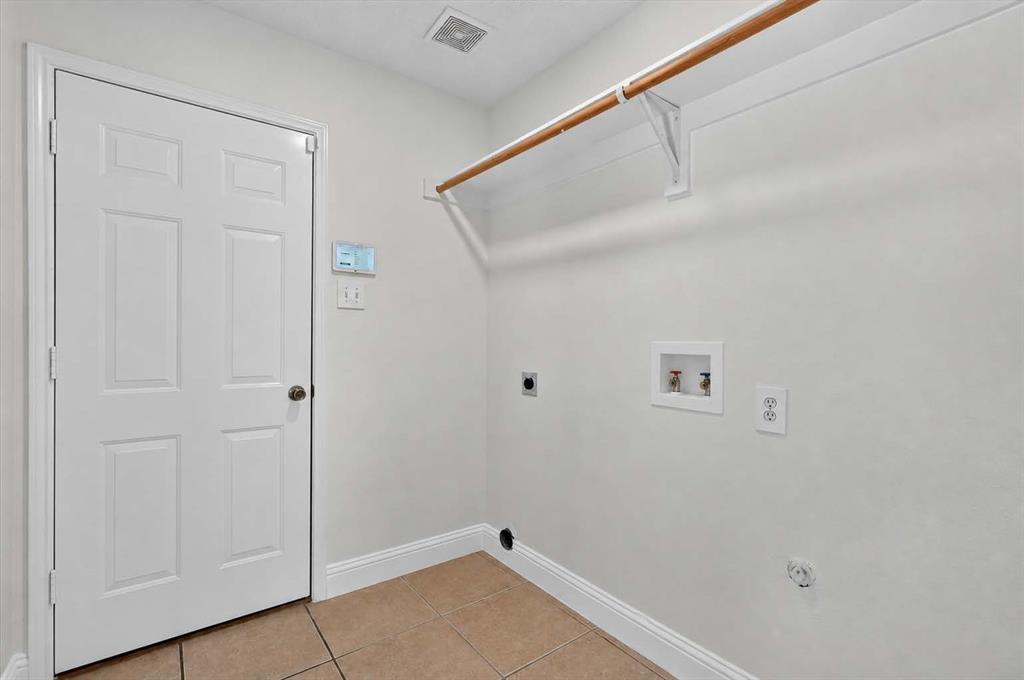 1425 Cardigan Lane - Photo 29