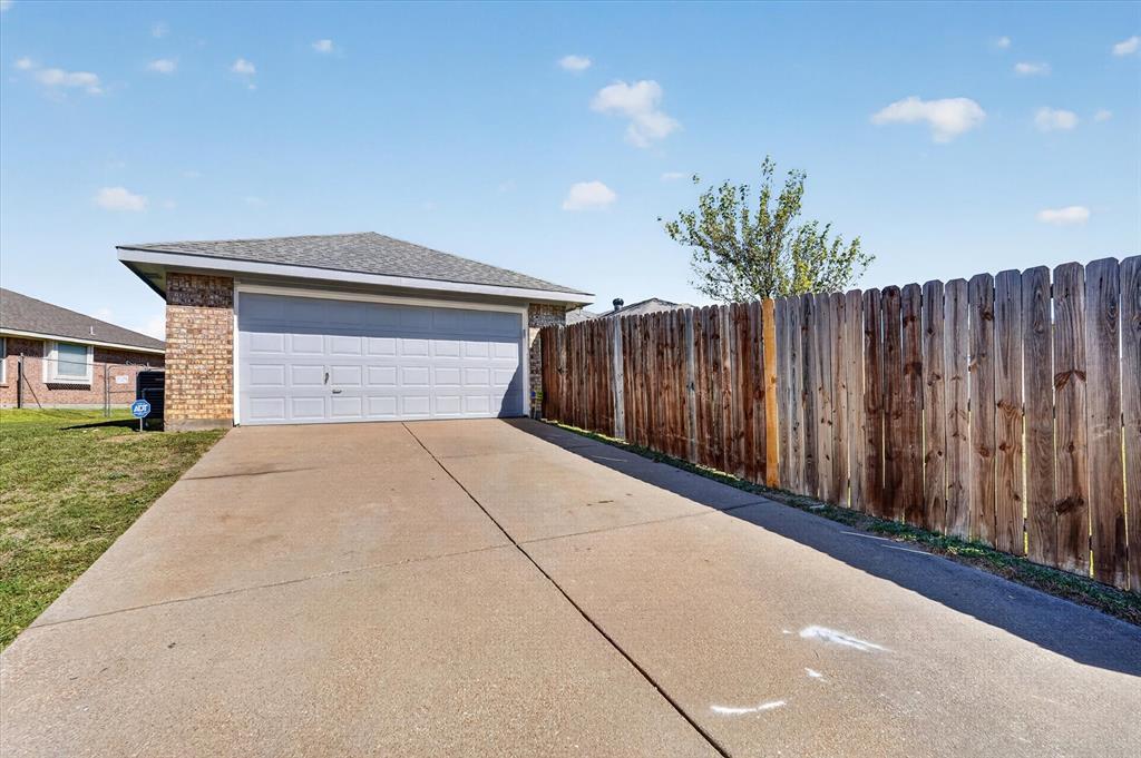 1425 Cardigan Lane - Photo 33